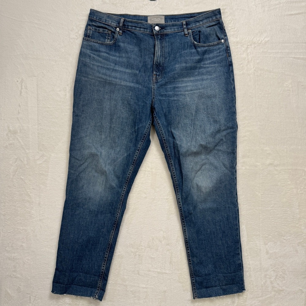 Everlane The Cheeky Jean Womens 33‎ Regular Straight High Rise Raw Hem Stretch
